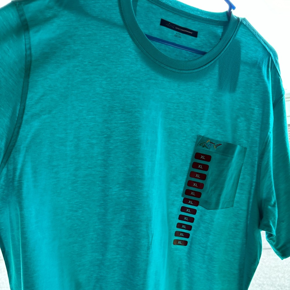 Un-used new t-shirt Greg Norman size XL color green